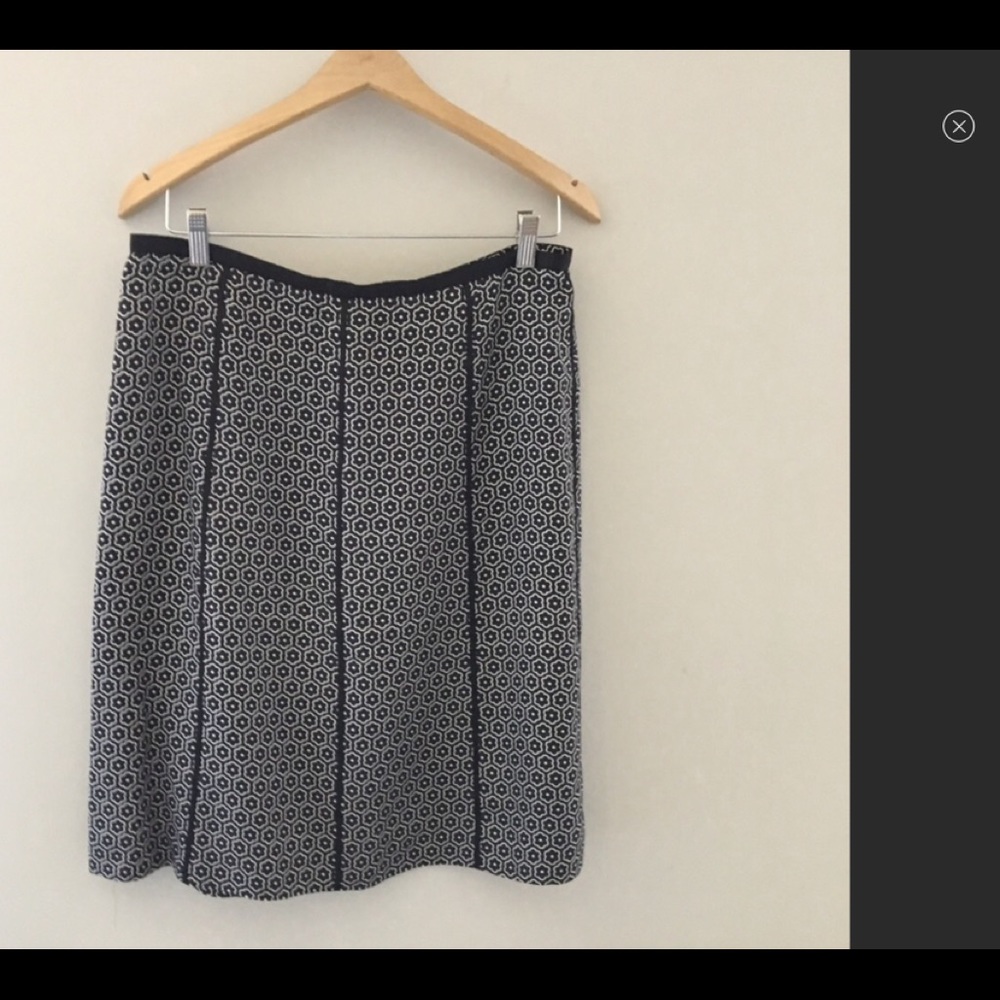 Ann Taylor silk skirt black/white